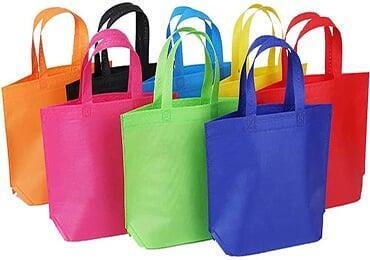 Non-woven bags, paper bags are really more environmentally friendly ...